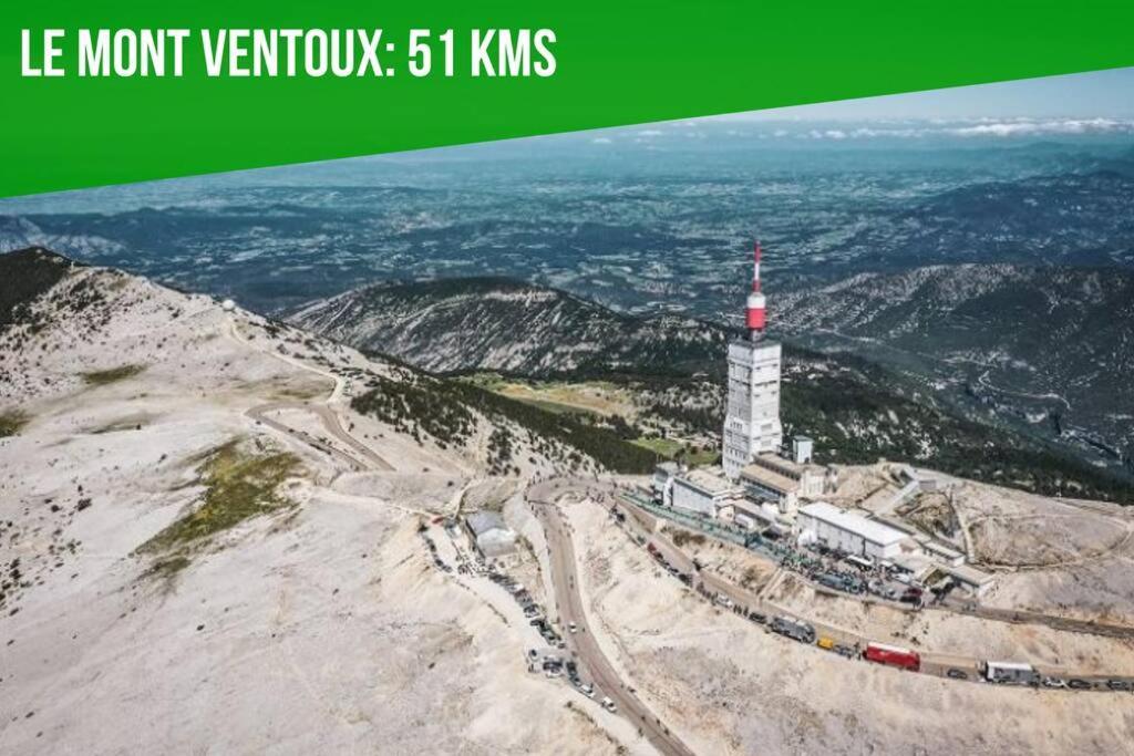 Апартаменты La Loge De L'Horloge - 1 Min Palais Des Papes - Ac Clim - Wifi - Hypercentre - Vue Sur Le Carrousel Авиньон Экстерьер фото